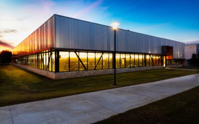 U of A Celebrates Grand Opening of MUSiC Semiconductor Fabrication Facility